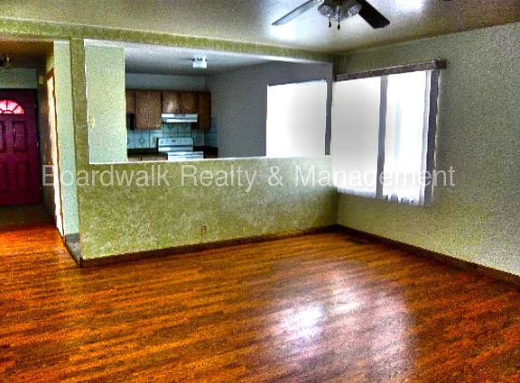3rd image of 3247 S 4180 W APT 2