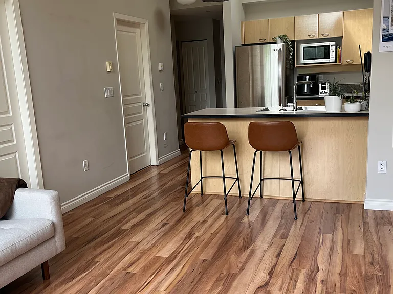 2288 Marstrand Ave — Photo 20