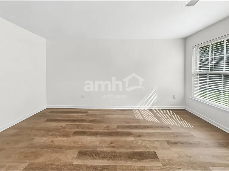 38 Argyle Ct — Photo 7