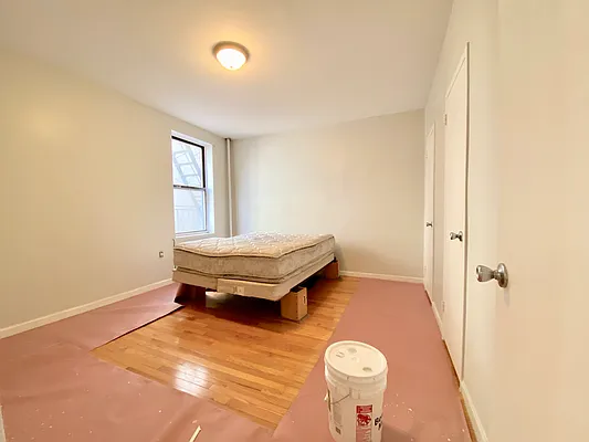 Rented by Compass | media 4