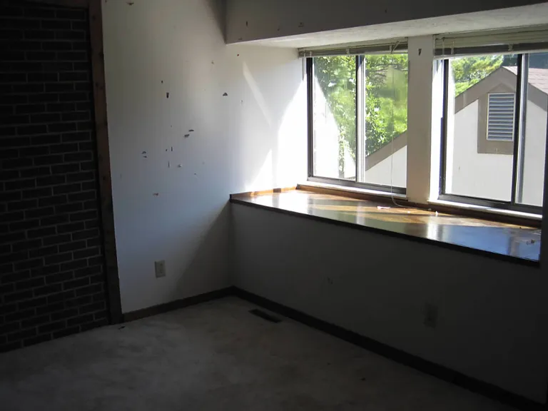 6385 Chippenhook Ct — Photo 7