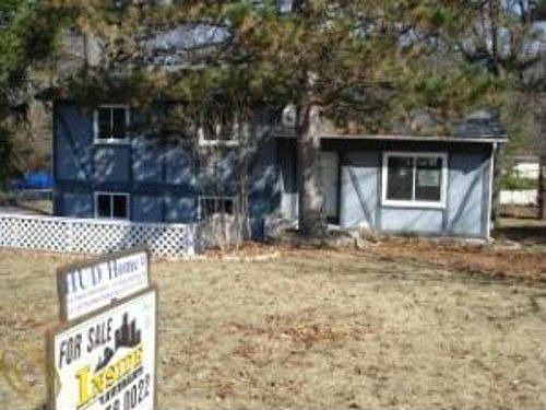 1st image of 694 Reynolds Dr