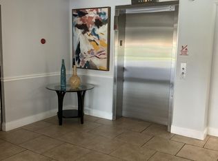 2950 N Palm Aire Dr APT 105, Pompano Beach, FL 33069