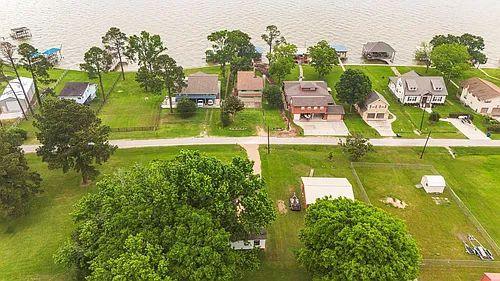 110 Lakeview Shores Dr Photo 1