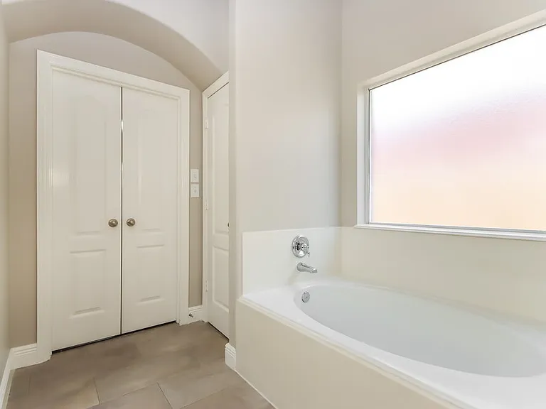 21620 Hackamore Ct — Photo 10