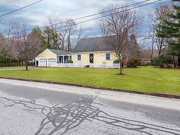 2nd image of 43 Rosewood Ln