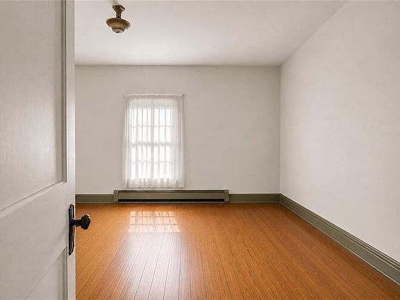 6th image of 7486 Stewarts Wharf Rd