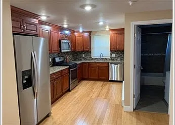 2 bed, 500 sqft, $2,150 — Photo 3