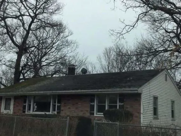 112 Birch St, Waterbury, CT 06704