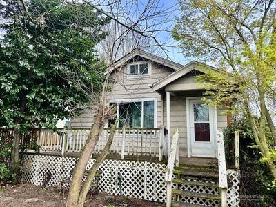 6929 Ellis Avenue S, Seattle, WA, 98108
