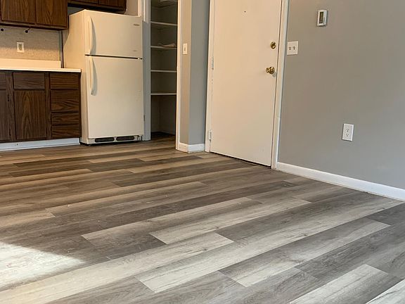 4th image of 3 Dana Ct APT 1
