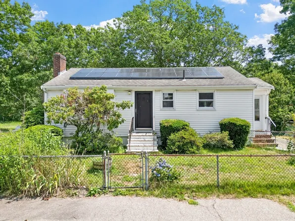 49 Bowes Ave, Quincy, MA 02169