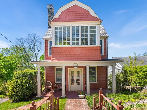 17 Upland Avenue, White Plains, NY 10604