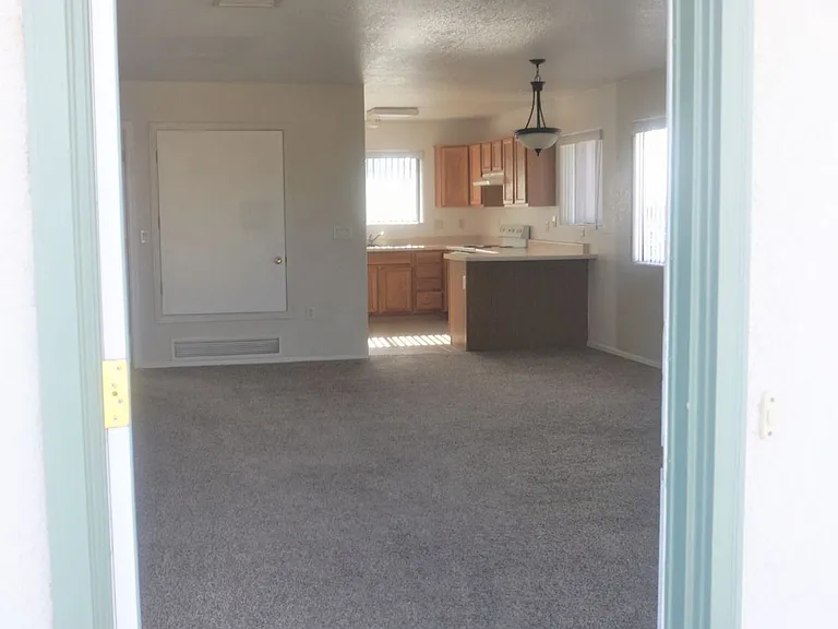 4410 Buena Loma Way #D — Photo 5
