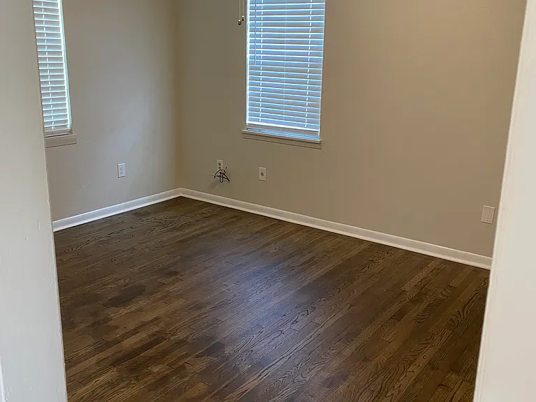 207 Marston Ave #B — Photo 12