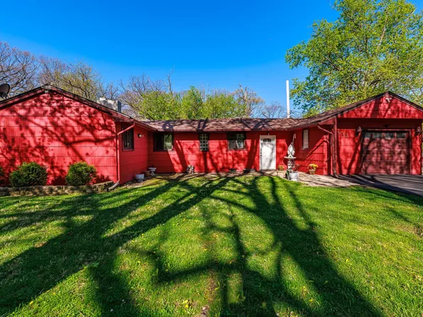 515 Forest Ave, Willow Springs, IL 60480