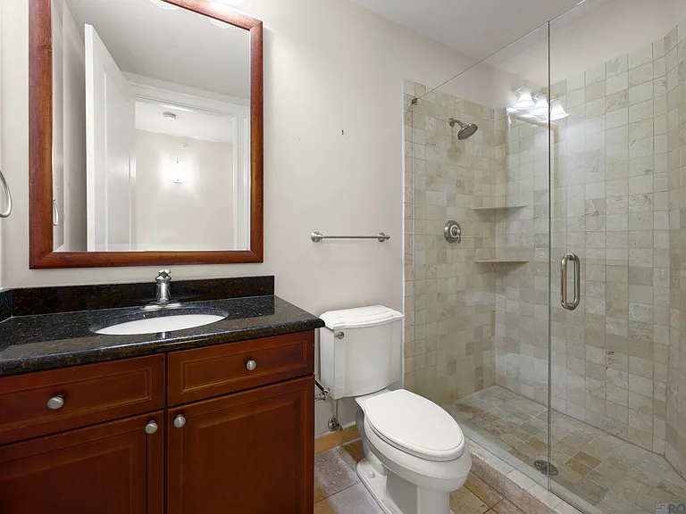 998 Stanford Ave #303 — Photo 22