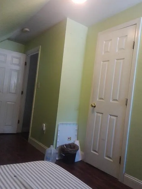 5 bed, 1.5 bath, 130 sqft, $650 — Photo 4