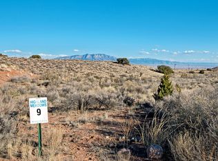 1800 Highland Meadows Ct NE, Rio Rancho, NM 87144