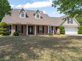 2100 Barrington Dr, Lavaca, AR 72941