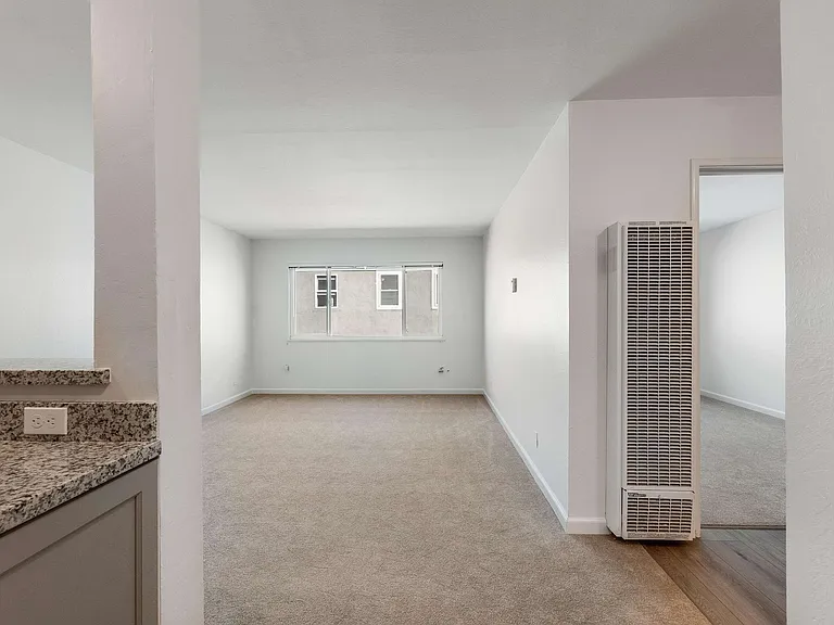 2225_Channing_Way_Unit_303 Berkeley California 15_12012022