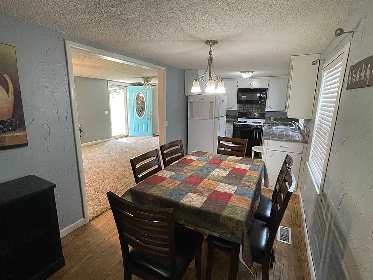 472595 Highway 100 — Photo 25