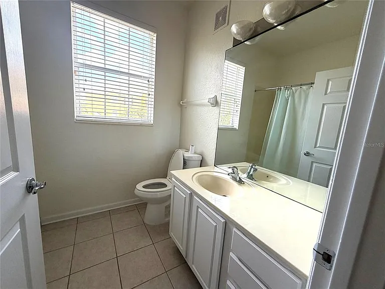 6335 Contessa Dr #201 — Photo 35