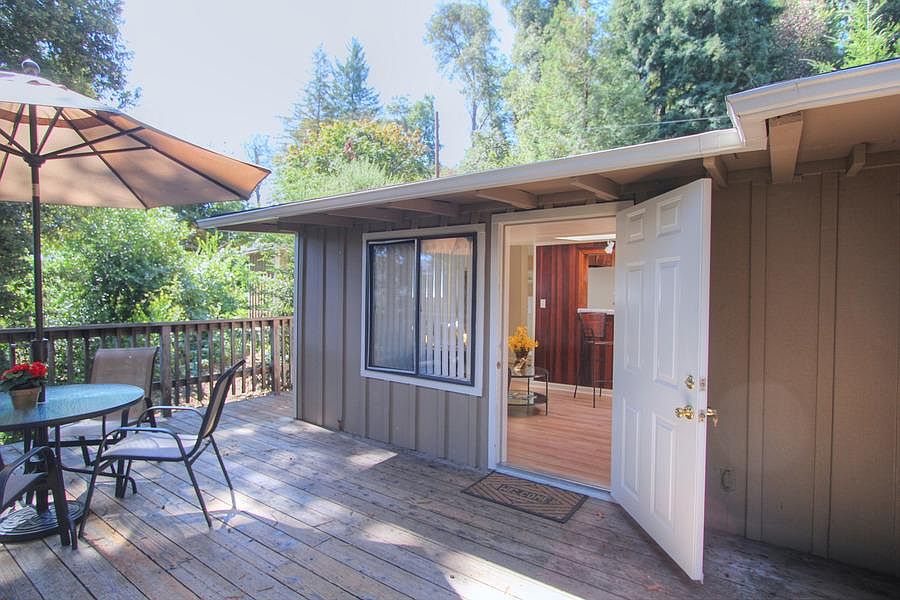 1st image of 17973 Helen Way