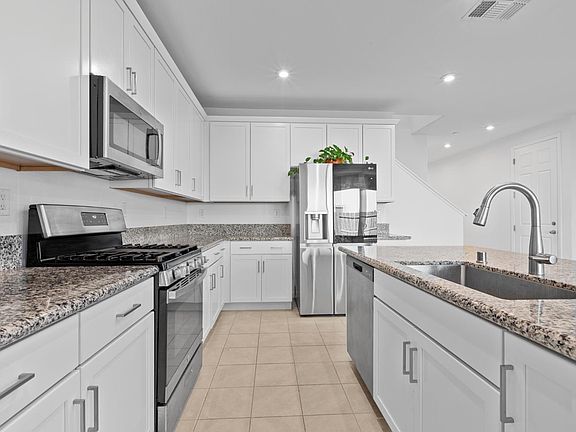 5th image of 4013 Boulogne Way