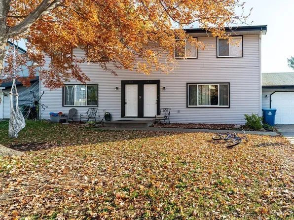 1053 Thorndale Ave, New Brighton, MN 55112