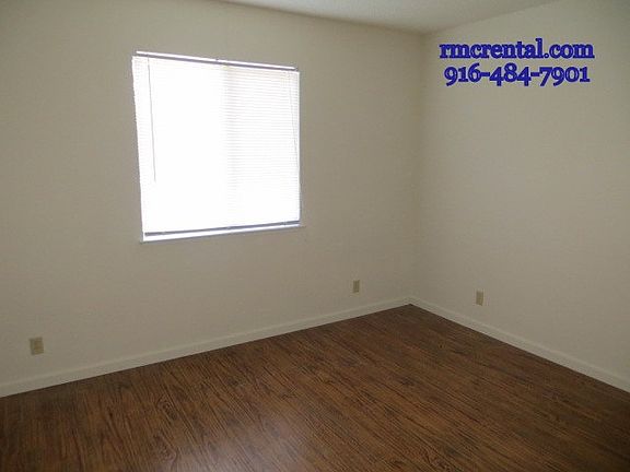 5th image of 80 Brentford Cir