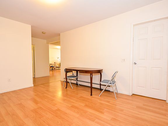 5th image of 6 Hudson View Dr