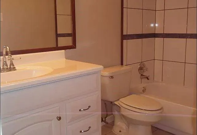 419 Woodcrest Way — Photo 3