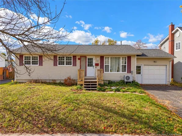 79 Wilcox St, Fredericton, NB E3A 5C8