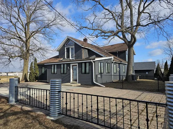 4464 South Whitnall AVENUE, Saint Francis, WI 53235