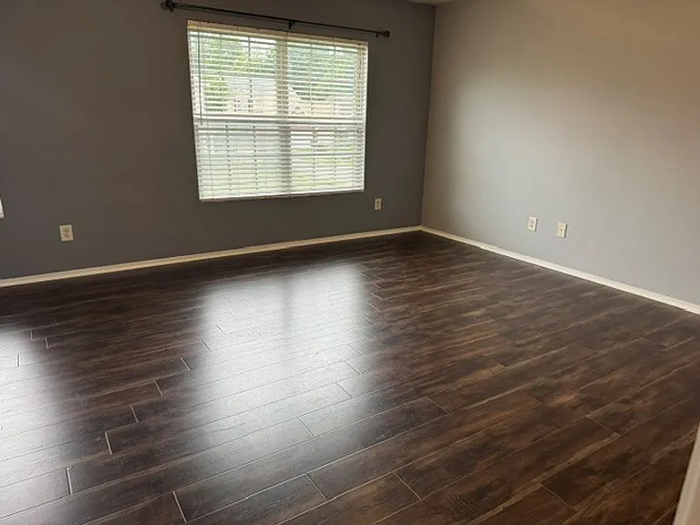 2705 Buckleigh Dr #E2-208 — Photo 18