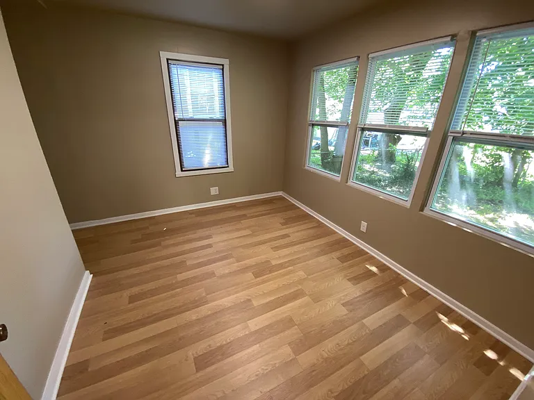 4440 Buchanan St — Photo 7