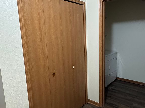2nd image of 8673 Ferry St #302