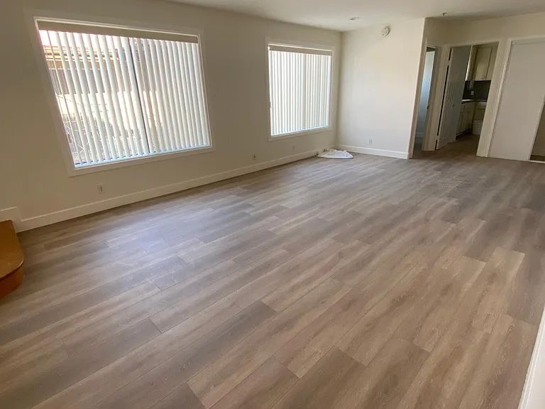 1760 N Alexandria Ave #1/2 — Photo 7