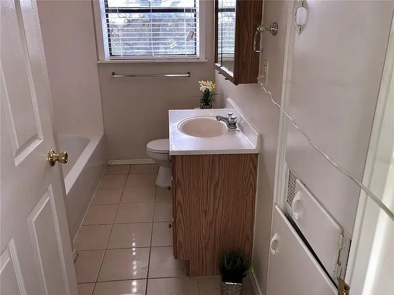 307 S Mustang Ave — Photo 25