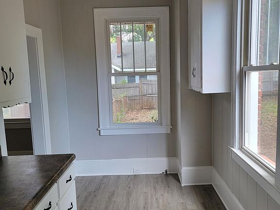 3rd image of 9 Donnybrook Ave