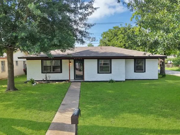 4200 Templeton St, Greenville, TX 75401
