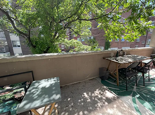 Rented by Akam Sales and Brokerage | media 15