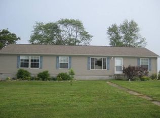 250 S Section Line St, Burnt Prairie, IL 62820