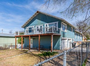 146 S 16th St, Hot Springs, SD 57747