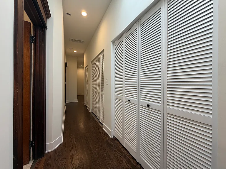 434 E 48th St #2 — Photo 7