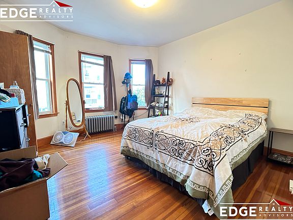 5th image of 12 Montcalm Ave #1