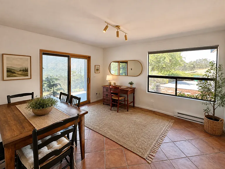 Laureles Grade Rd — Photo 14