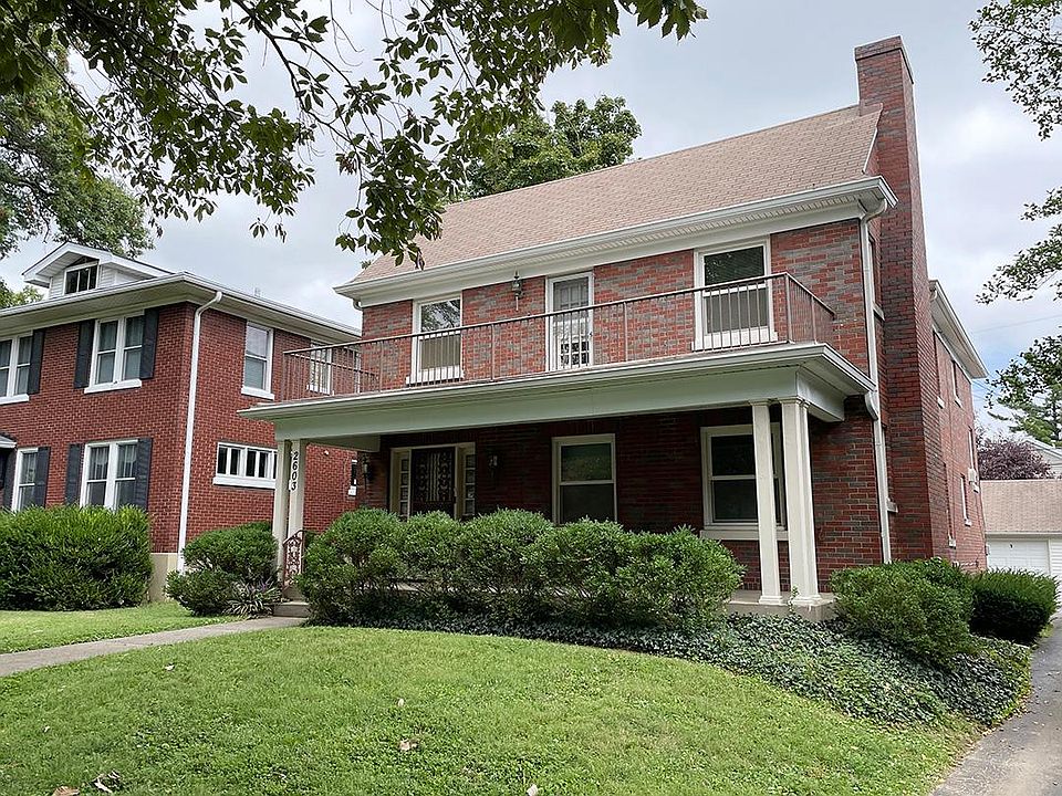 Front view of home