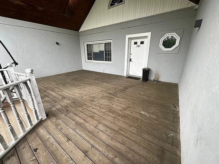 287 Seven Springs Mountain Rd — Photo 3